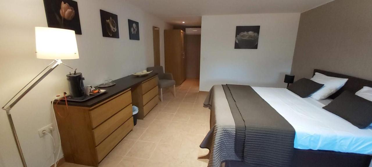 B&B La Puerta Del Sueno Calig Bagian luar foto