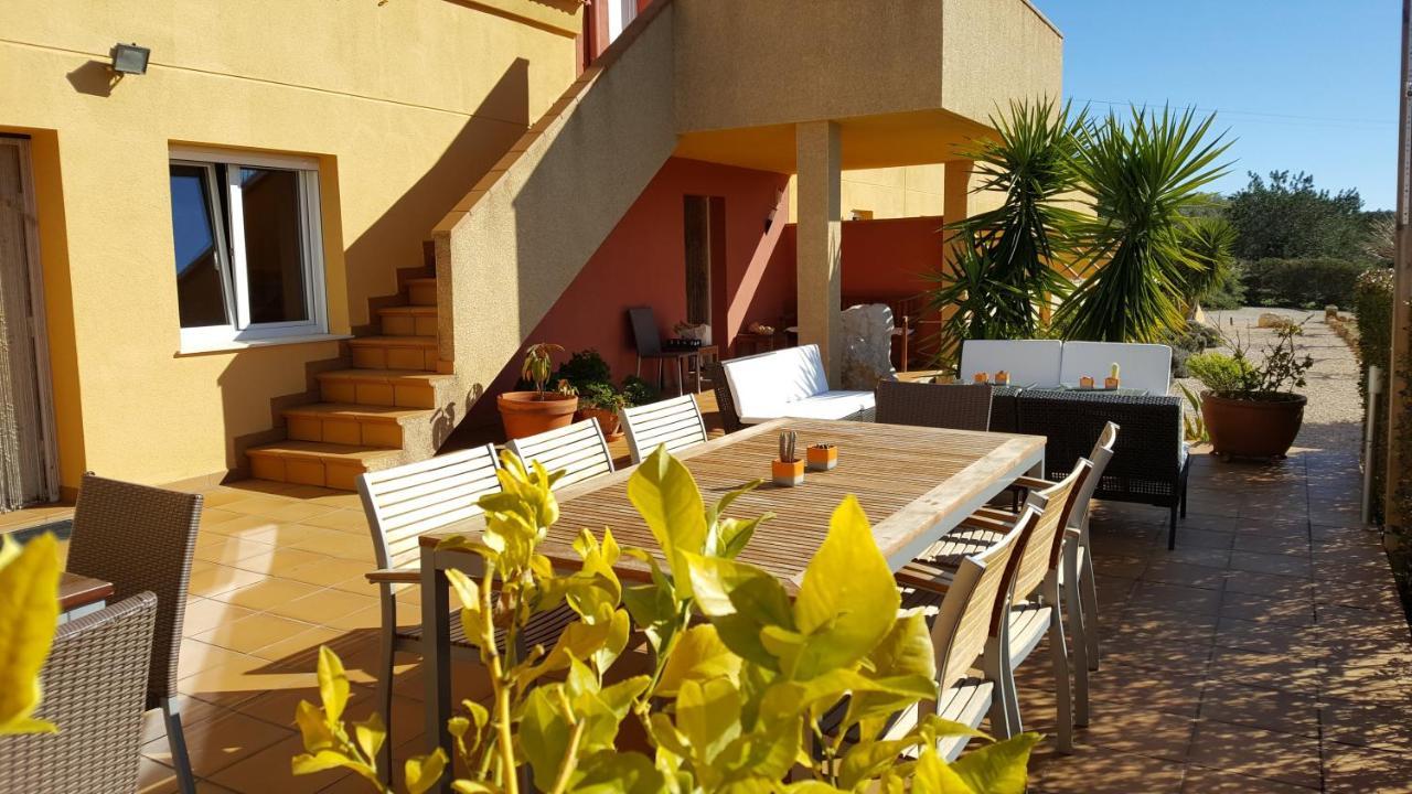 B&B La Puerta Del Sueno Calig Bagian luar foto